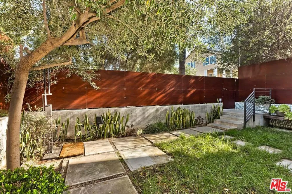 111 Eastwind Street Marina del Rey, CA 90292