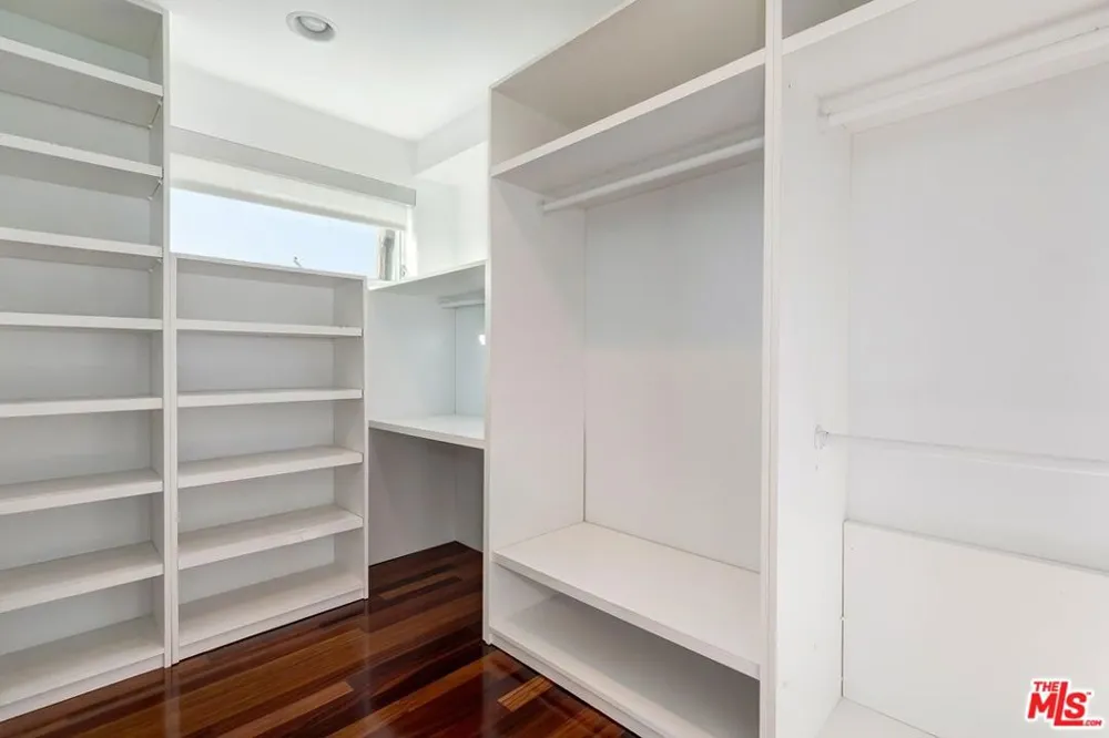 111 Eastwind Street Marina del Rey, CA 90292