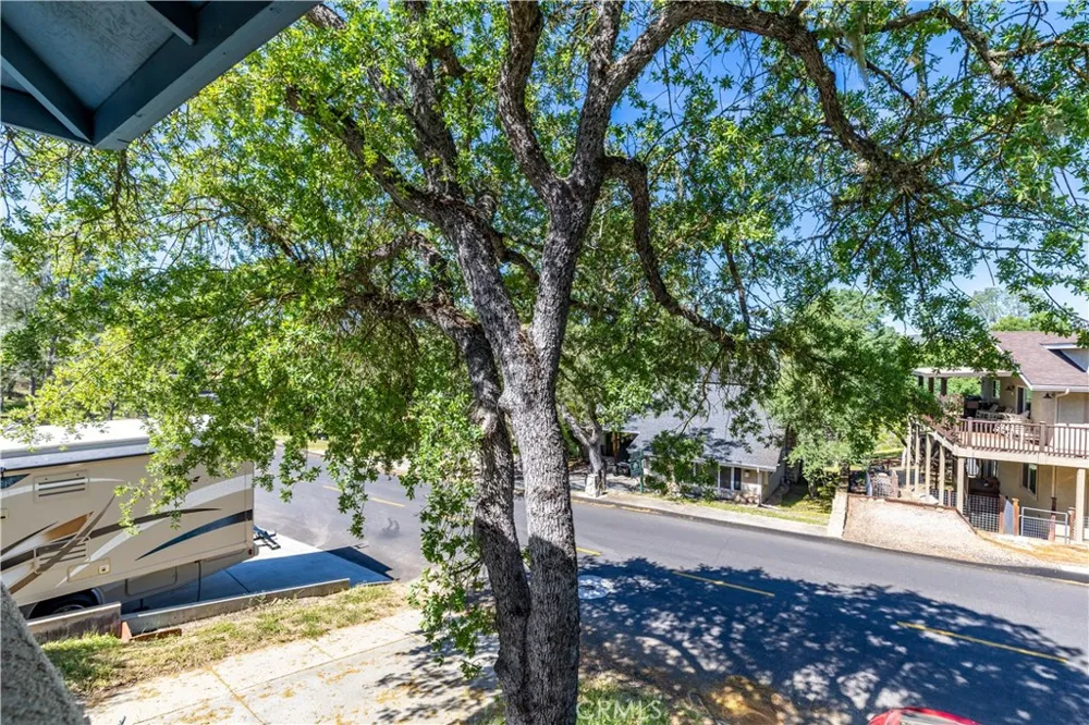 2646 Oak Shores Bradley, CA 93426