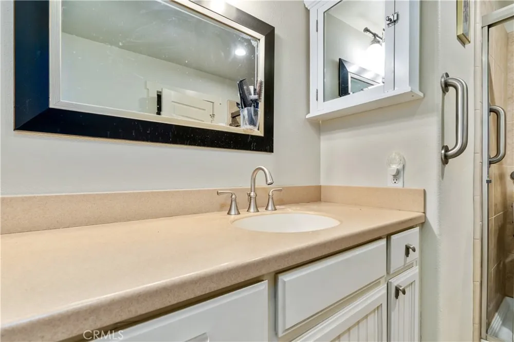 2646 Oak Shores Bradley, CA 93426