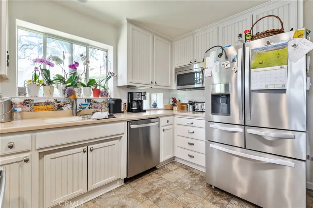2646 Oak Shores Bradley, CA 93426