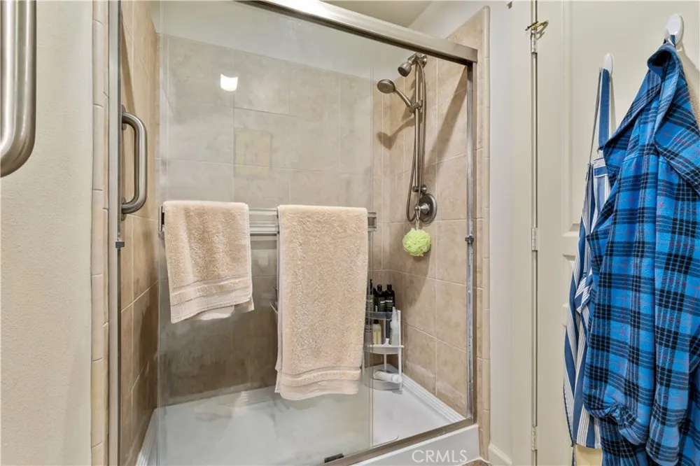 2646 Oak Shores Bradley, CA 93426