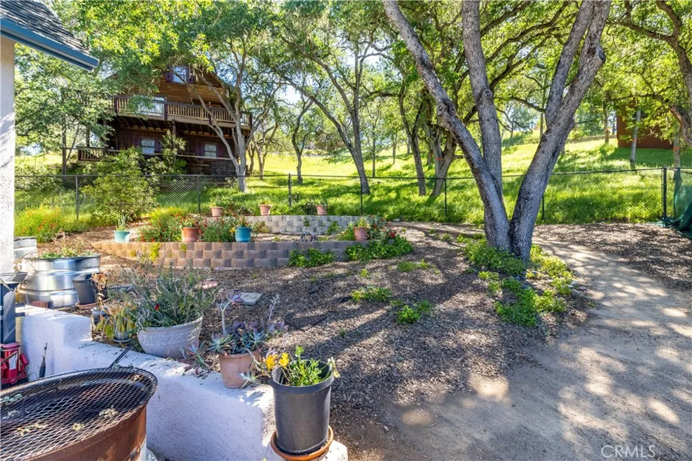 2646 Oak Shores Bradley, CA 93426