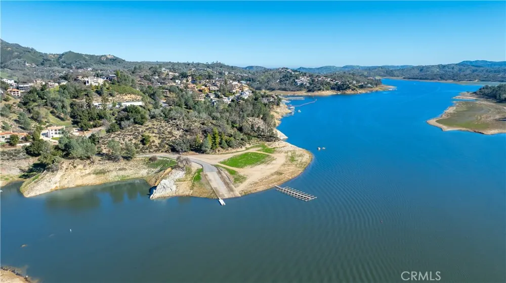 2646 Oak Shores Bradley, CA 93426