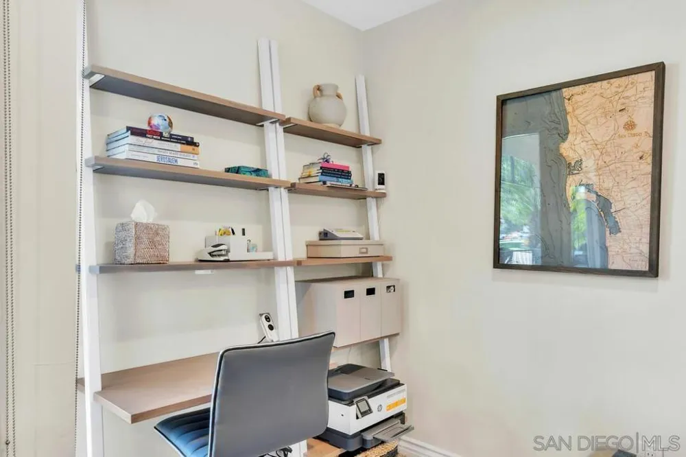 1155 Star Park Circle #1B Coronado, CA 92118