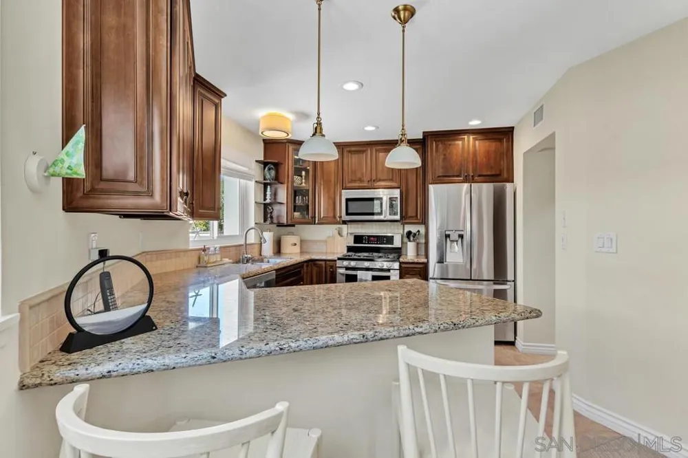 1155 Star Park Circle #1B Coronado, CA 92118
