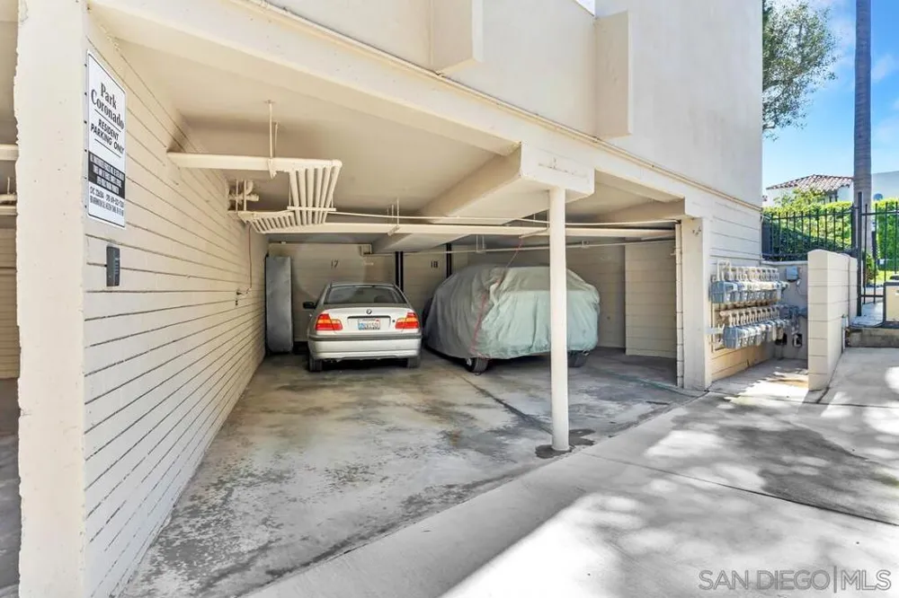 1155 Star Park Circle #1B Coronado, CA 92118