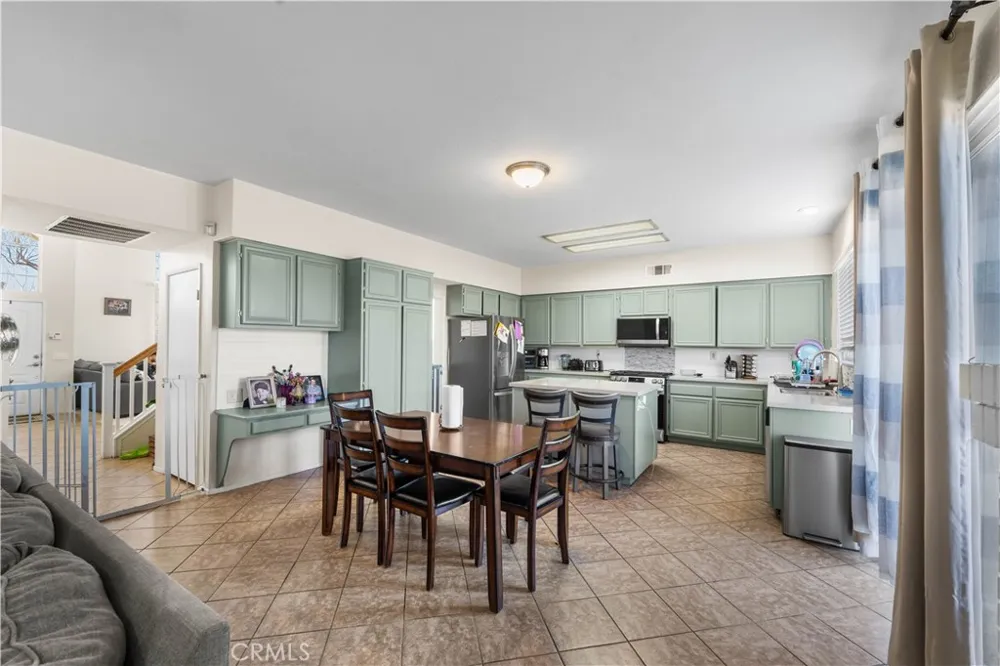 36624 Roosevelt Palmdale, CA 93552