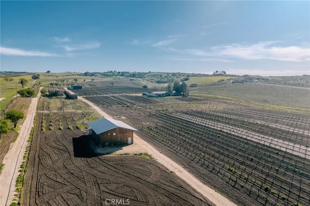 5575 El Pomar Templeton, CA 93465