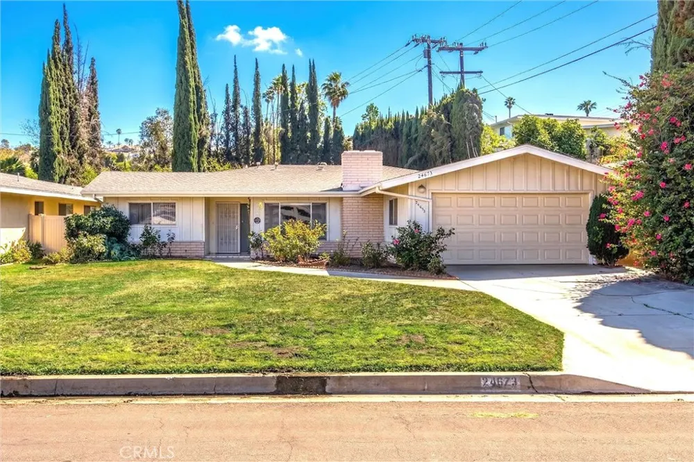 24673 Barton Loma Linda, CA 92354