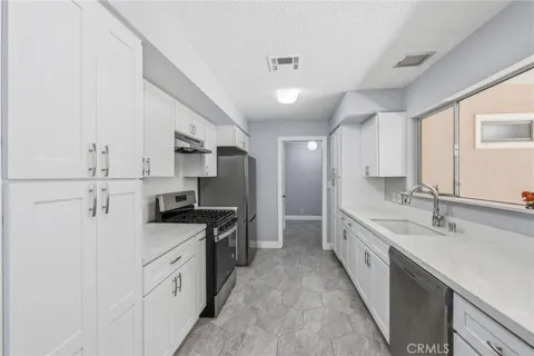 24673 Barton