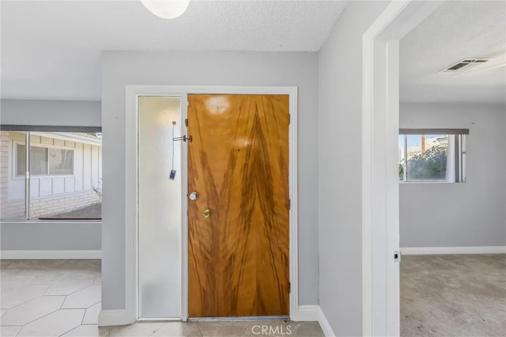 24673 Barton Loma Linda, CA 92354
