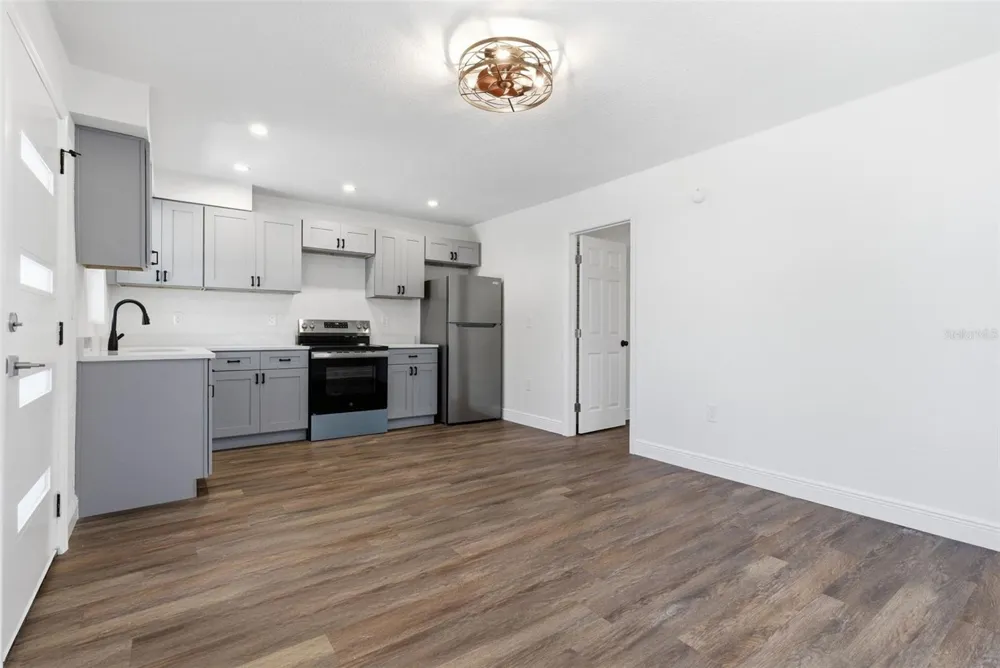 113 145TH AVENUE E #2 Madeira Beach, FL 33708