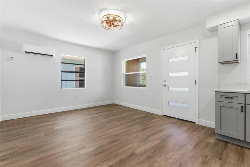 113 145TH AVENUE E #2 Madeira Beach, FL 33708