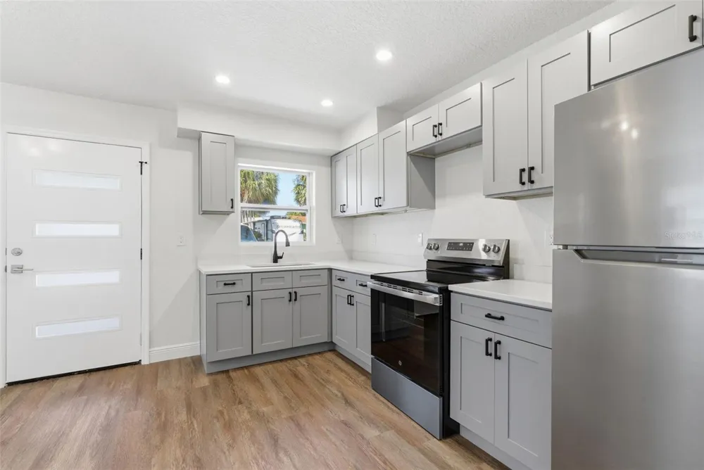 113 145TH AVENUE E #2 Madeira Beach, FL 33708