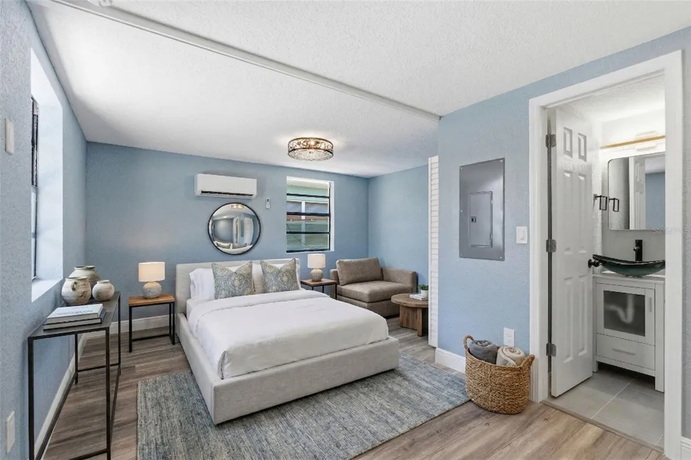 113 145TH AVENUE E #3 Madeira Beach, FL 33708