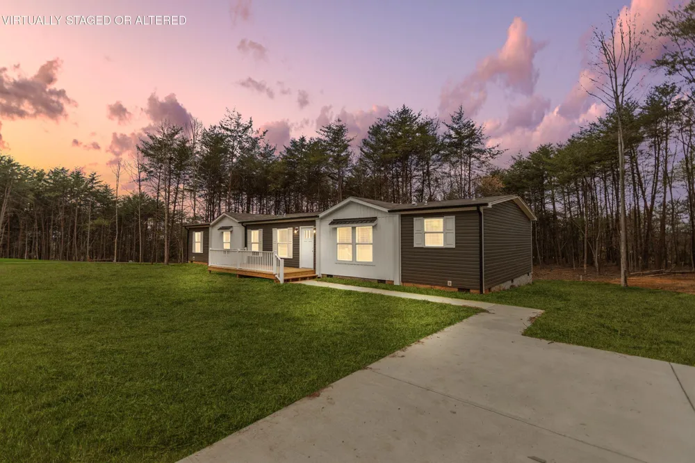 569 County Road 784a Etowah, TN 37331