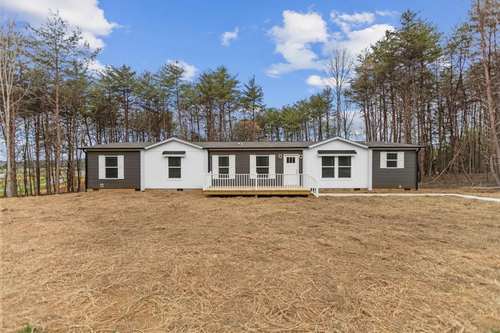 569 County Road 784a Etowah, TN 37331