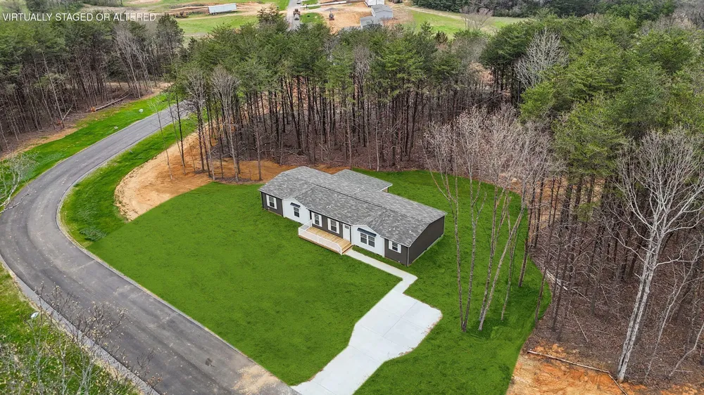 569 County Road 784a Etowah, TN 37331