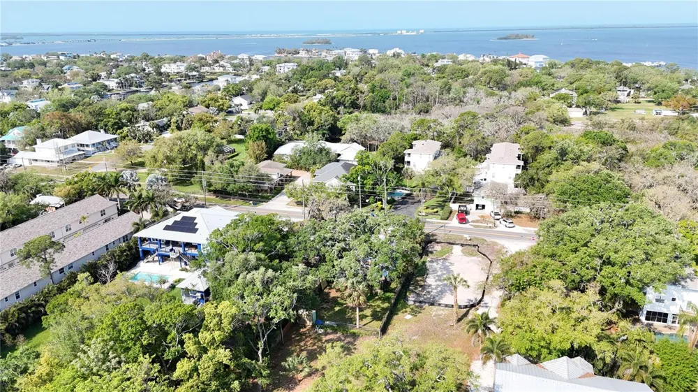 290 ORANGE STREET Palm Harbor, FL 34683