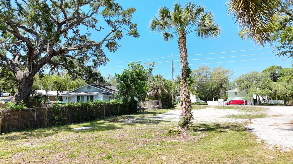 290 ORANGE STREET Palm Harbor, FL 34683