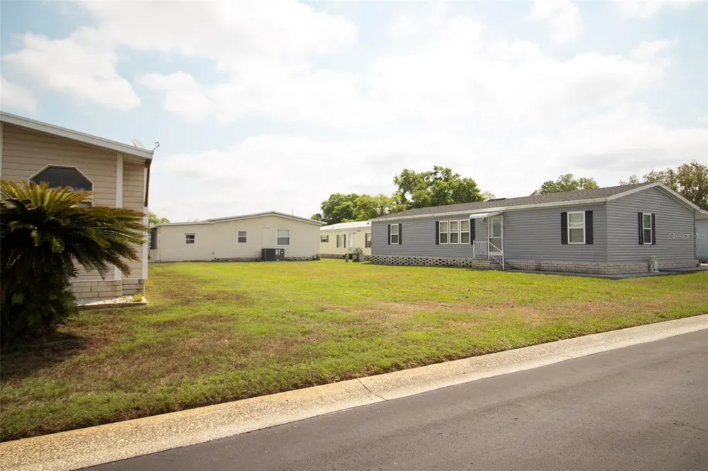 3024 BRIAR STREET Wesley Chapel, FL 33543