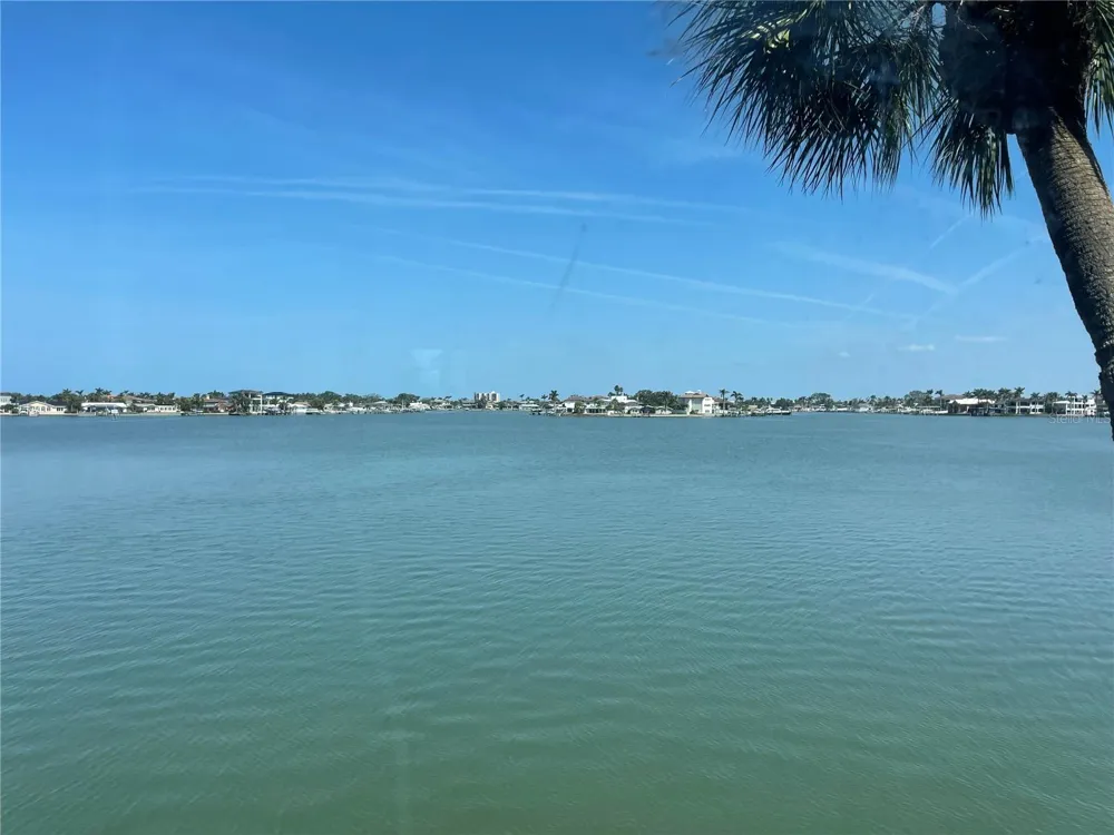 7910 SUN ISLAND DRIVE S #203 South Pasadena, FL 33707