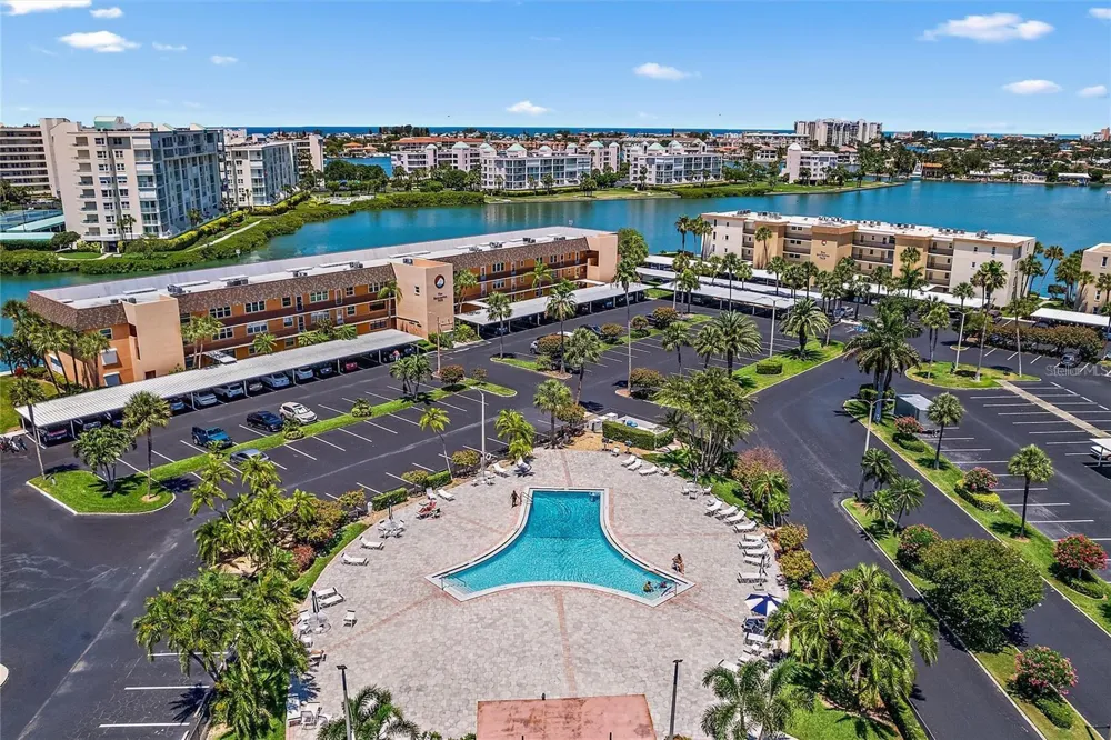 7910 SUN ISLAND DRIVE S #203 South Pasadena, FL 33707