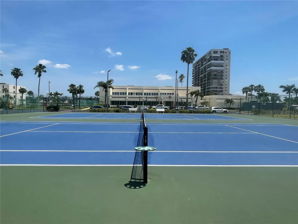7910 SUN ISLAND DRIVE S #203 South Pasadena, FL 33707