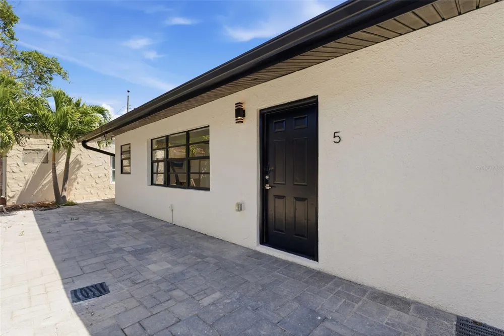 113 145TH AVENUE E #5 Madeira Beach, FL 33708