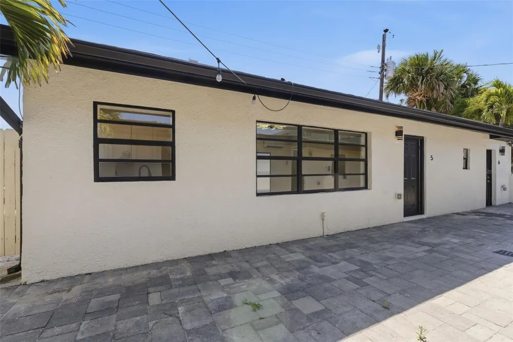 113 145TH AVENUE E #5 Madeira Beach, FL 33708