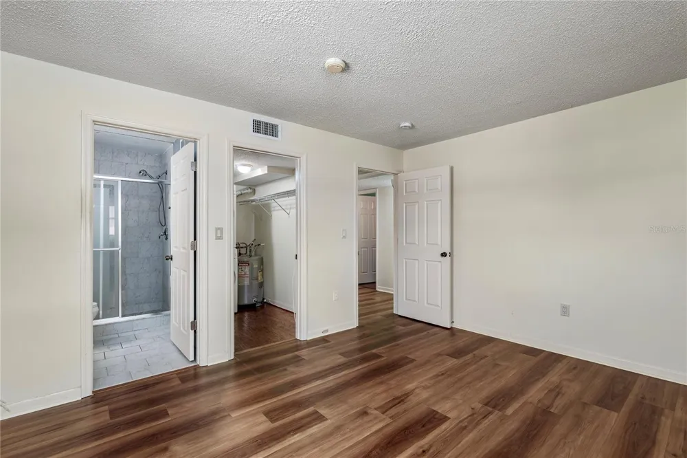 7001 PLACE DE LA PAIX #2A South Pasadena, FL 33707