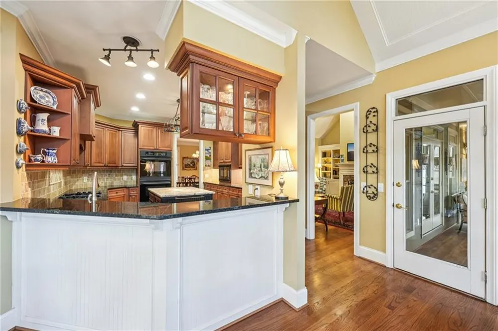 44 Kilmartin Point Big Canoe, GA 30143