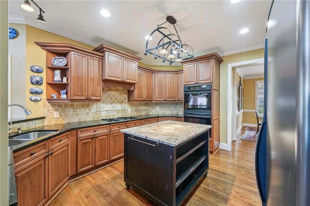 44 Kilmartin Point Big Canoe, GA 30143