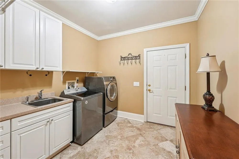 44 Kilmartin Point Big Canoe, GA 30143