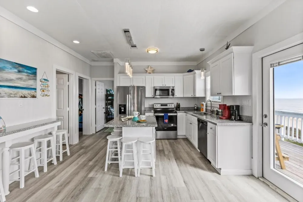986 Edson Drive Gilchrist, TX 77617