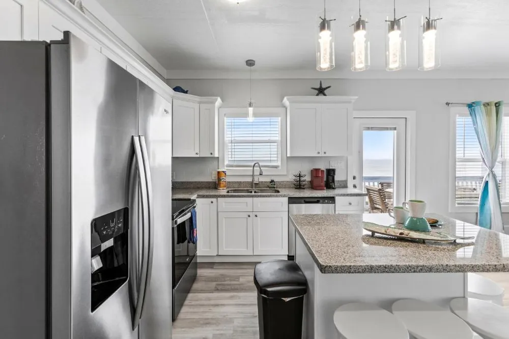986 Edson Drive Gilchrist, TX 77617