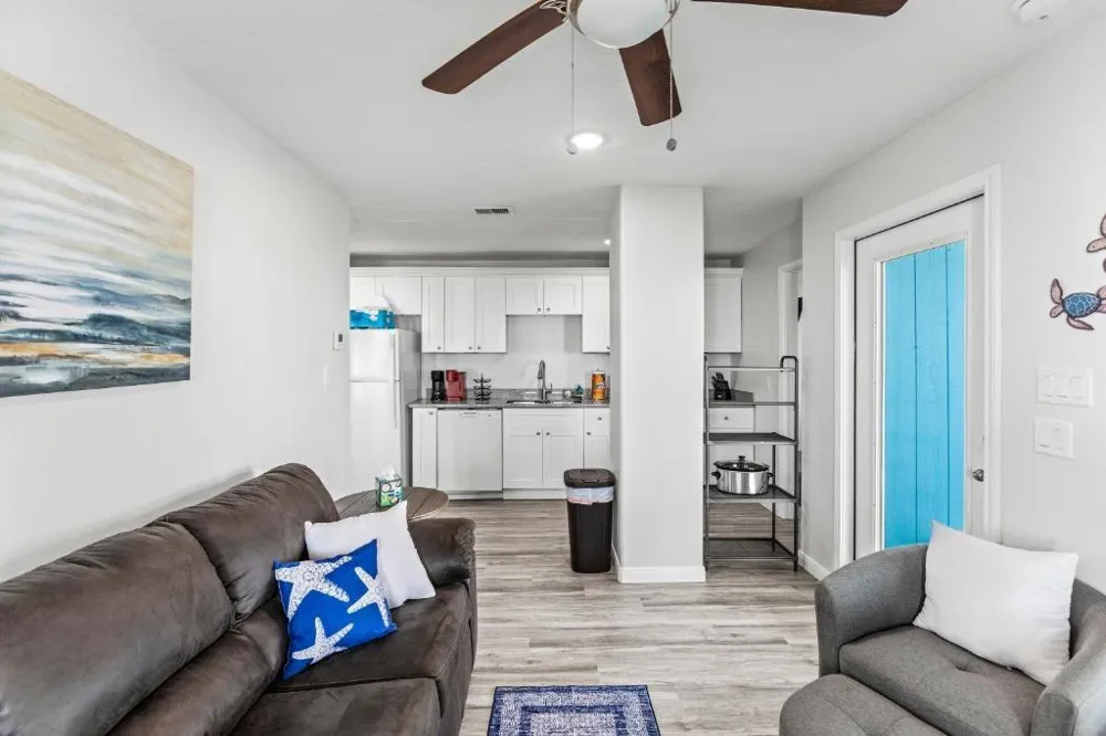 986 Edson Drive Gilchrist, TX 77617