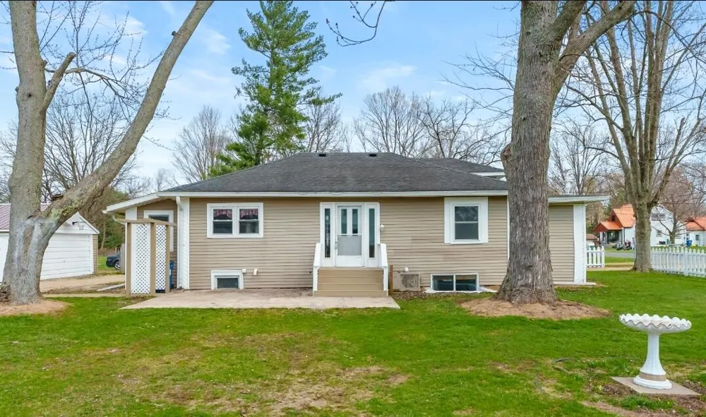 5171 20th Street Cooper Charter Township, MI 49004