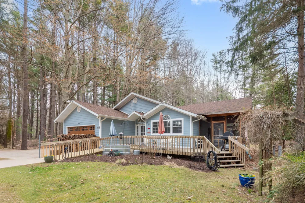 9995 Community Hall Road New Buffalo Township, MI 49129