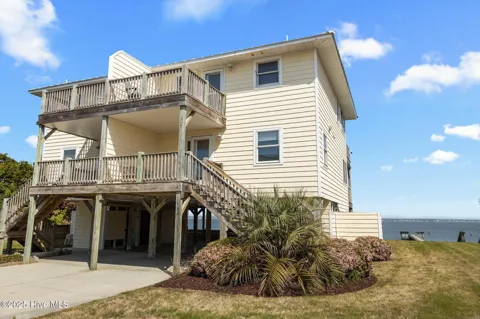 2506 Emerald Drive #E