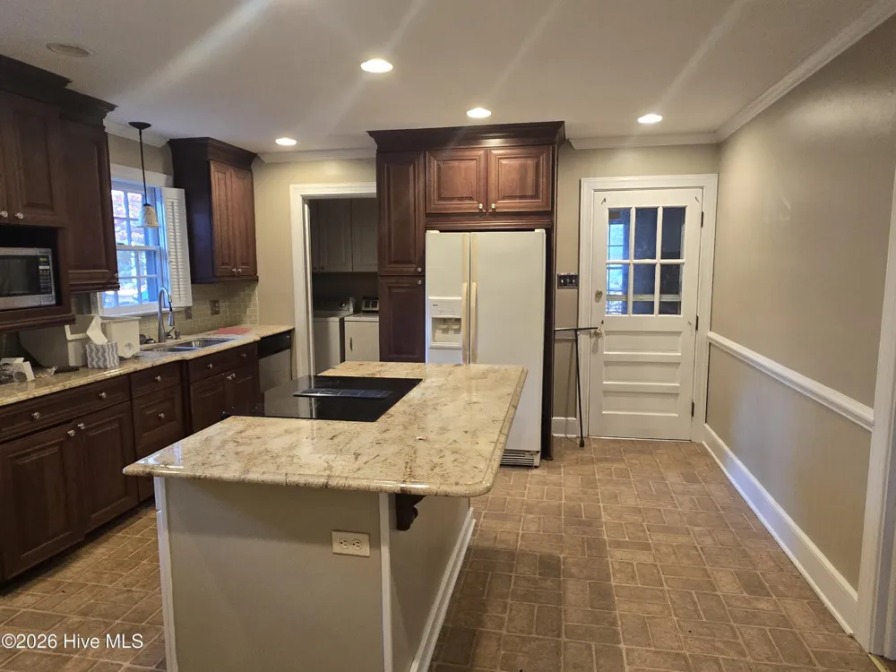 701 S Broad Street Robersonville, NC 27871