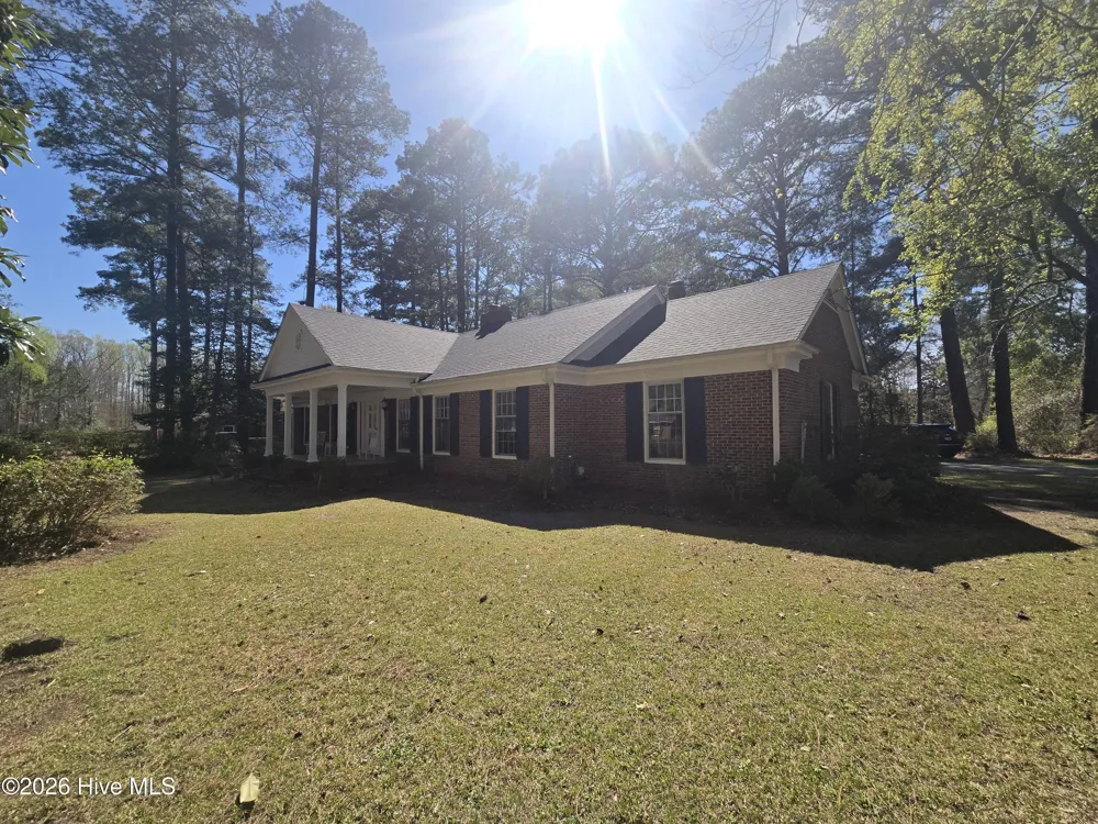 701 S Broad Street Robersonville, NC 27871