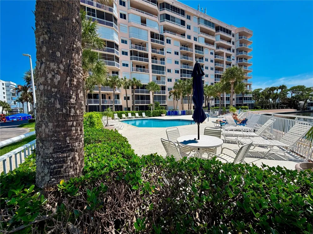 5151 N HIGHWAY A1A #212 Hutchinson Island, FL 34949
