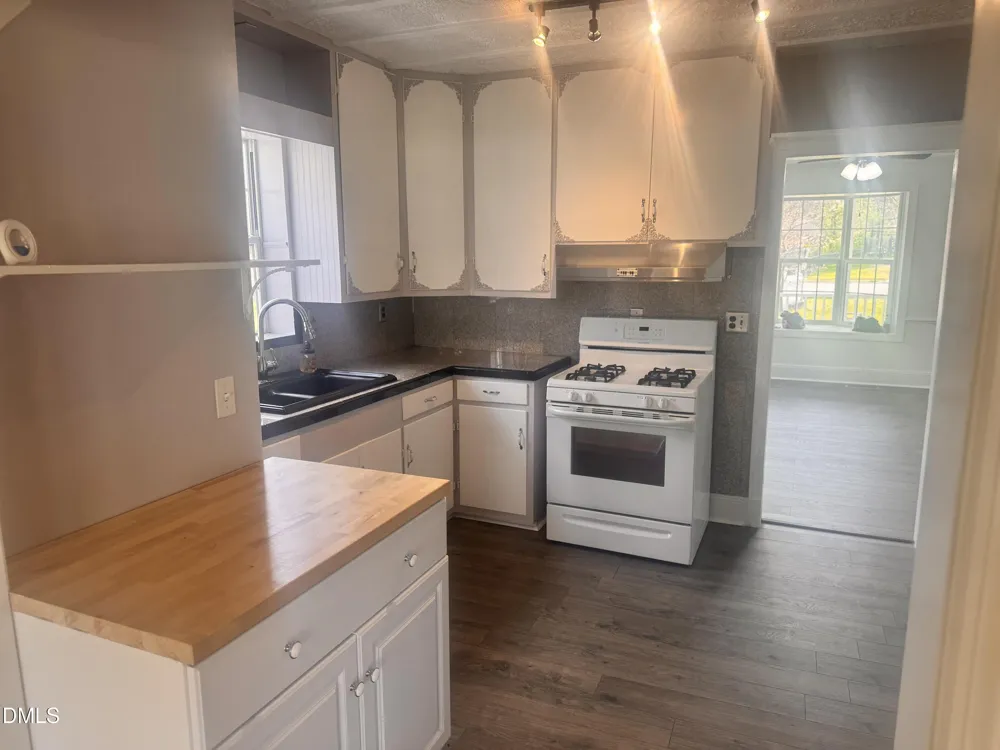 416 Reams Avenue Roxboro, NC 27573