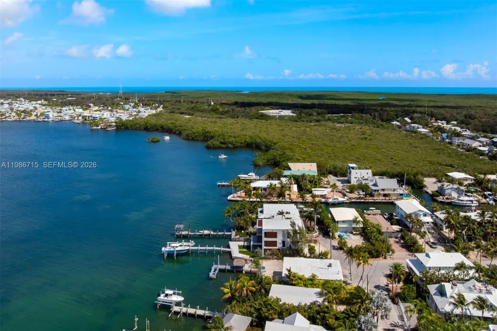 21 Stillwright Way Key Largo, FL 33037