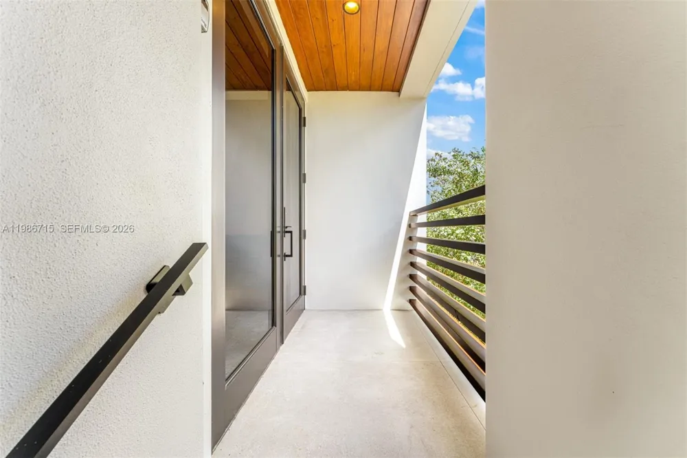 21 Stillwright Way Key Largo, FL 33037