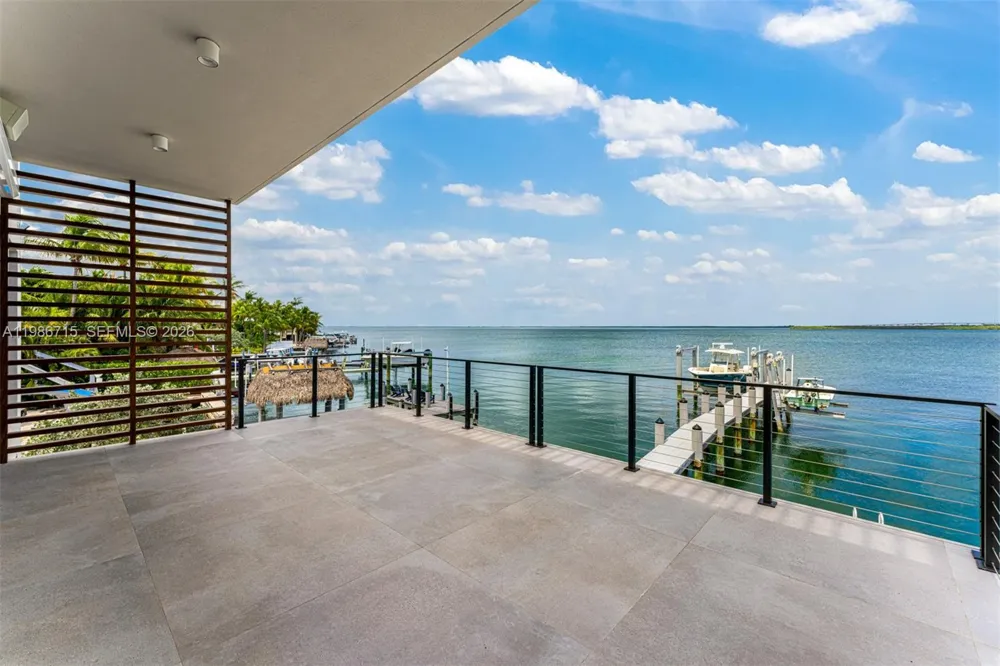 21 Stillwright Way Key Largo, FL 33037