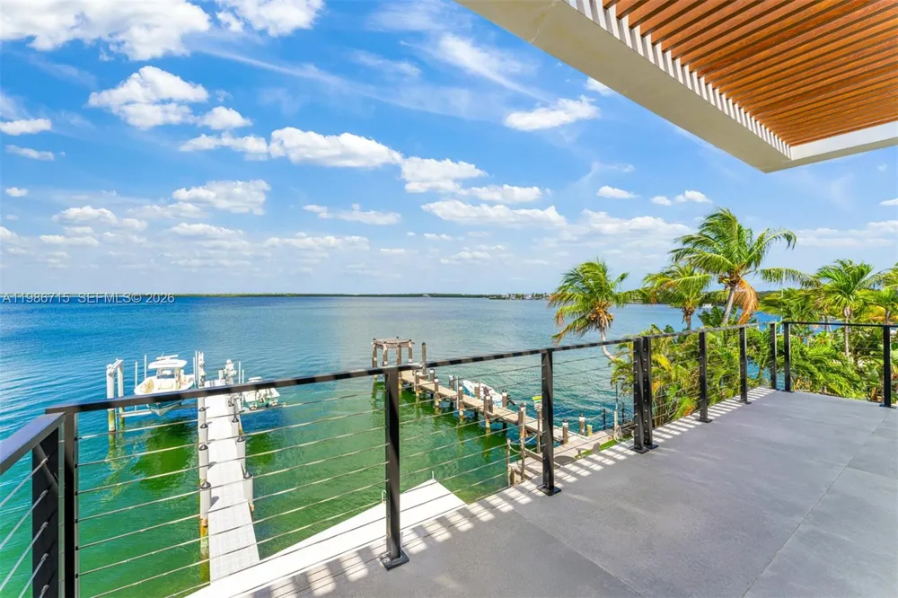 21 Stillwright Way Key Largo, FL 33037