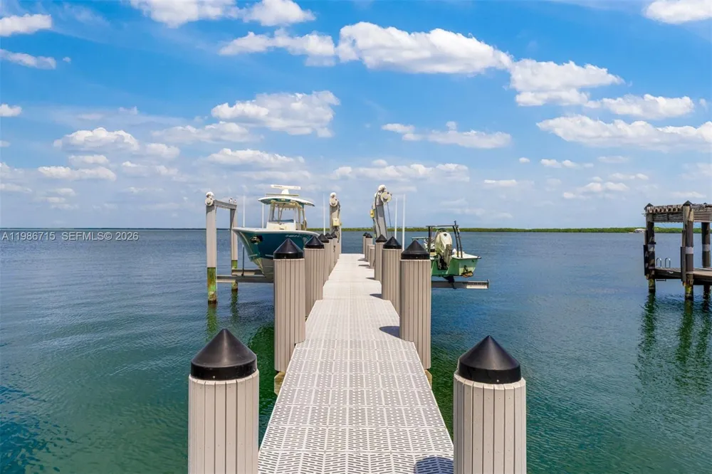 21 Stillwright Way Key Largo, FL 33037